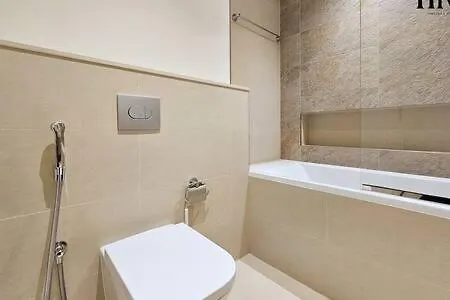 Stunning 2 Bed In Downtown Views Apartment Dubai