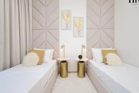 Stunning 2 Bed In Downtown Views Apartment Dubai 0*,  United Arab Emirates