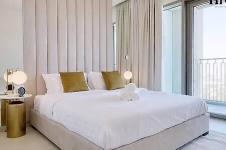 Stunning 2 Bed In Downtown Views Apartment Dubai